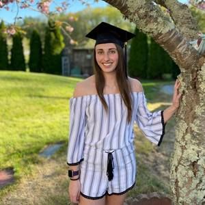 Meet your Posher, Alivia
